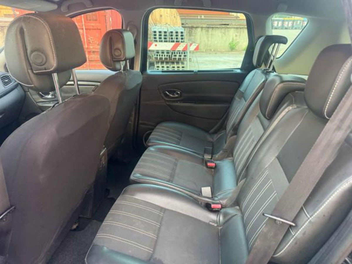 Renault Scenic E-Tech Electric XMod 1.5 dCi 110CV EDC Bose (11)