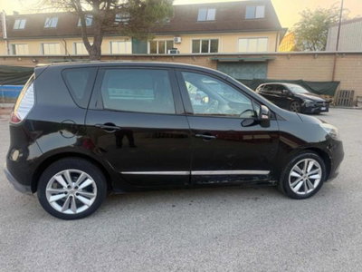 Renault Scenic E-Tech Electric XMod 1.5 dCi 110CV EDC Bose (19)