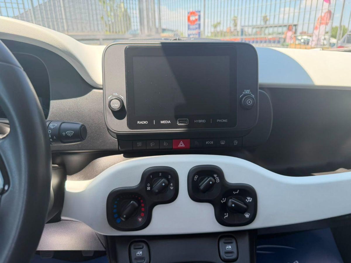 Fiat Panda 1.0 firefly hybrid s&s 70cv 5p.ti (15)