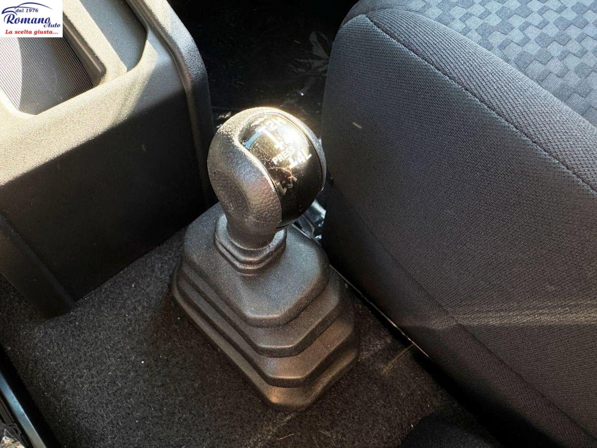 Suzuki Jimny 1.5 5MT Top (18)