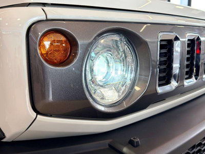Suzuki Jimny 1.5 5MT Top (6)
