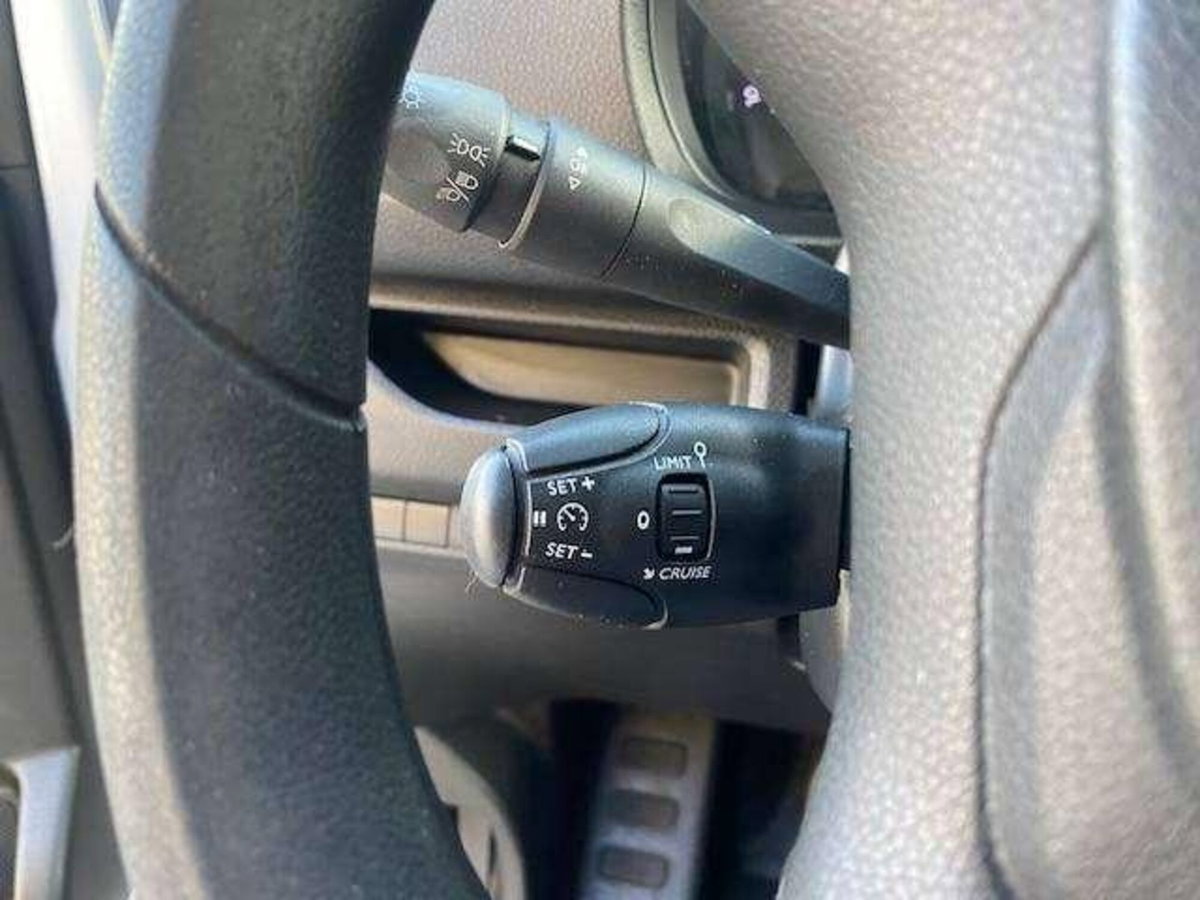Peugeot Expert Furgone 2.0 HDi PC Comfort Furgone (20)