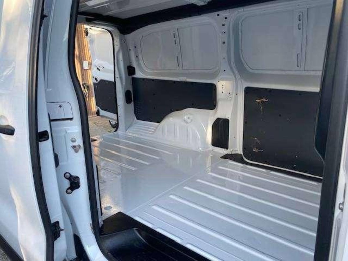 Peugeot Expert Furgone 2.0 HDi PC Comfort Furgone (8)