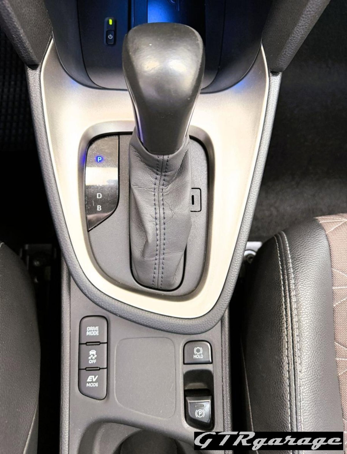 Toyota Yaris Cross 1.5 Hybrid 5p. E-CVT Lounge (10)