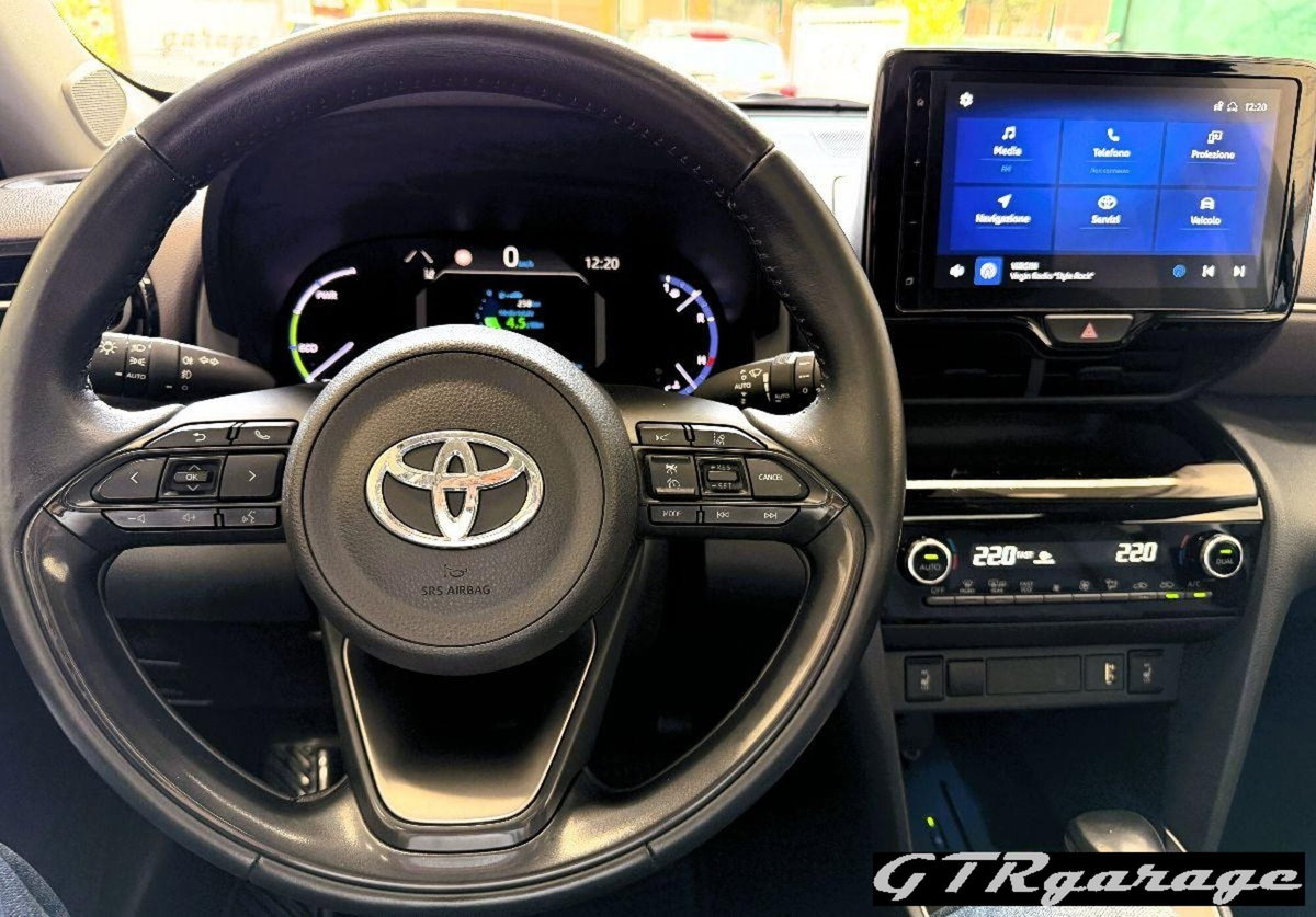 Toyota Yaris Cross 1.5 Hybrid 5p. E-CVT Lounge (13)