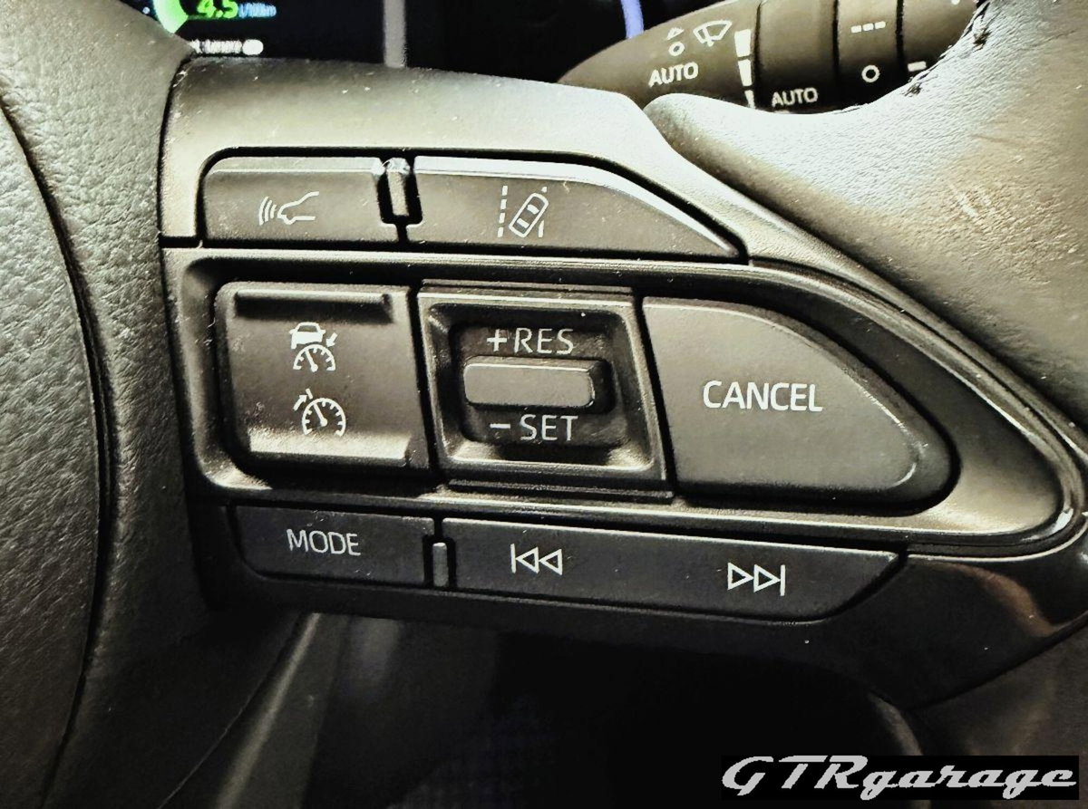 Toyota Yaris Cross 1.5 Hybrid 5p. E-CVT Lounge (16)