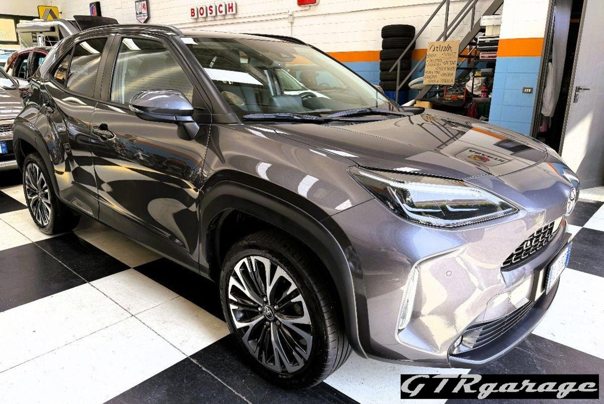 Toyota Yaris Cross 1.5 Hybrid 5p. E-CVT Lounge (3)