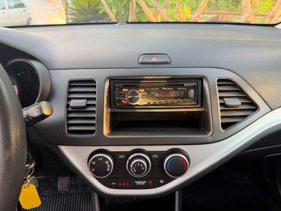 Kia Picanto 1.0 12V 3 porte Fashion (13)