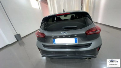 Ford Focus 1.0 EcoBoost 125 CV Start&Stop ST Line (8)