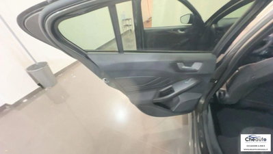 Ford Focus 1.0 EcoBoost 125 CV Start&Stop ST Line (9)