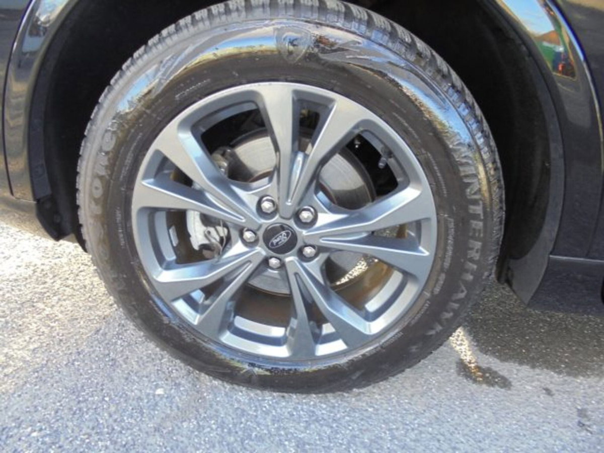 Ford Kuga 2.5 Plug In Hybrid 225 CV CVT 2WD ST-Line (9)