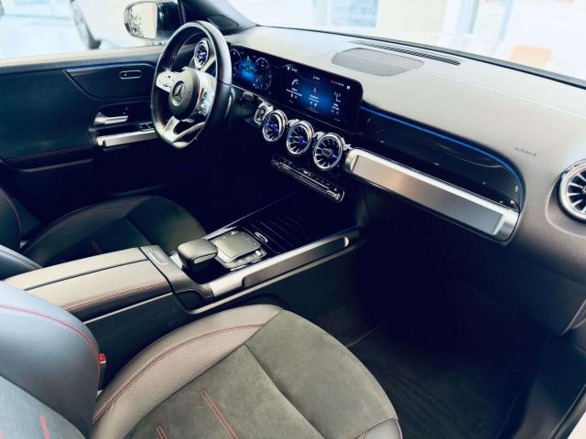 Mercedes-Benz GLB 200 d AMG Line Premium auto (11)