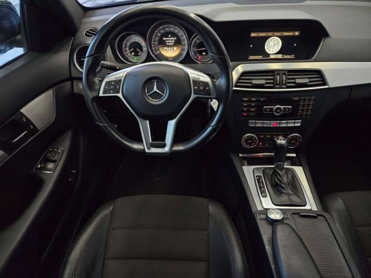 Mercedes-Benz Classe C Coupé 250 CDI Coupé Executive (12)