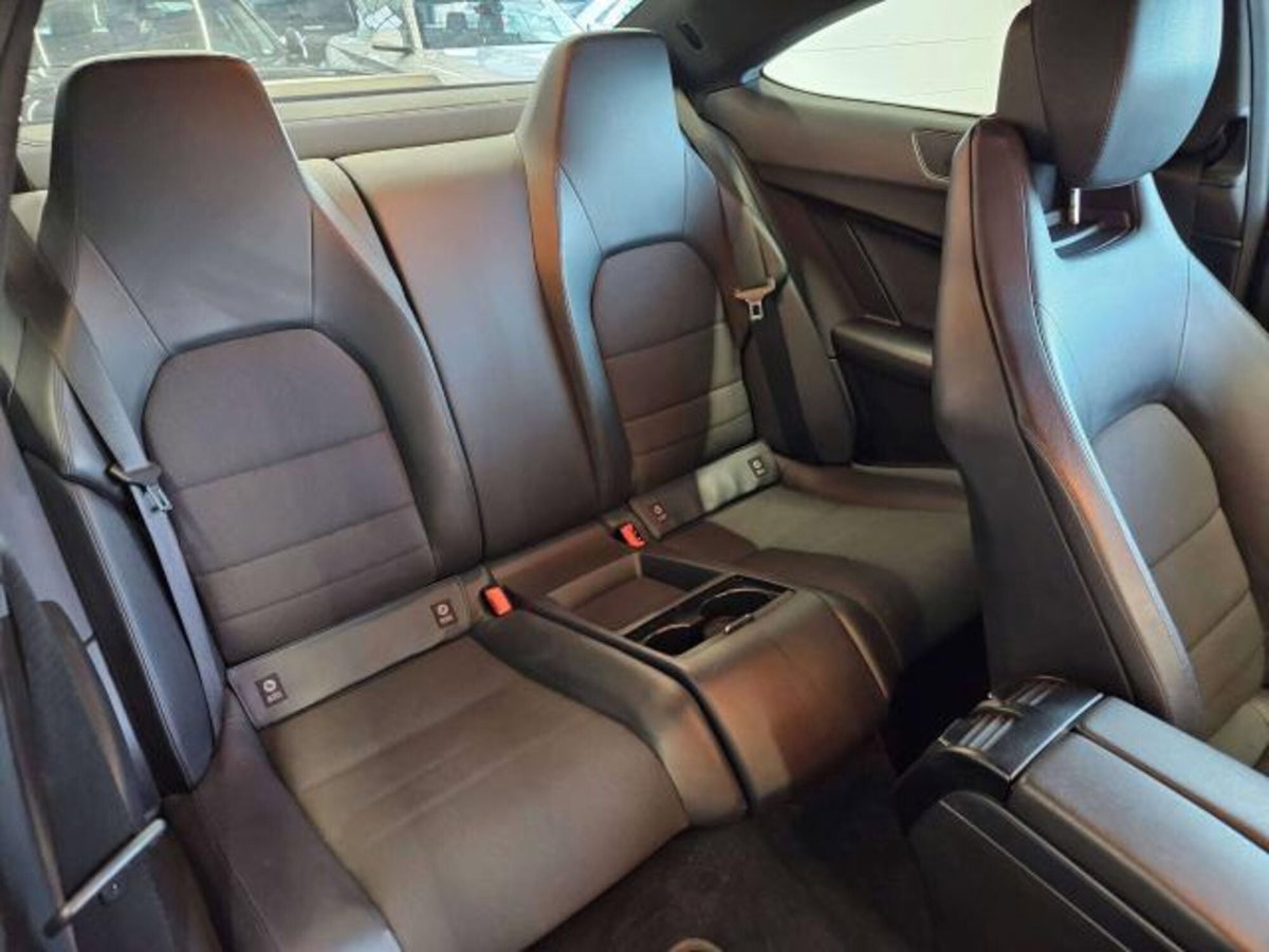 Mercedes-Benz Classe C Coupé 250 CDI Coupé Executive (13)