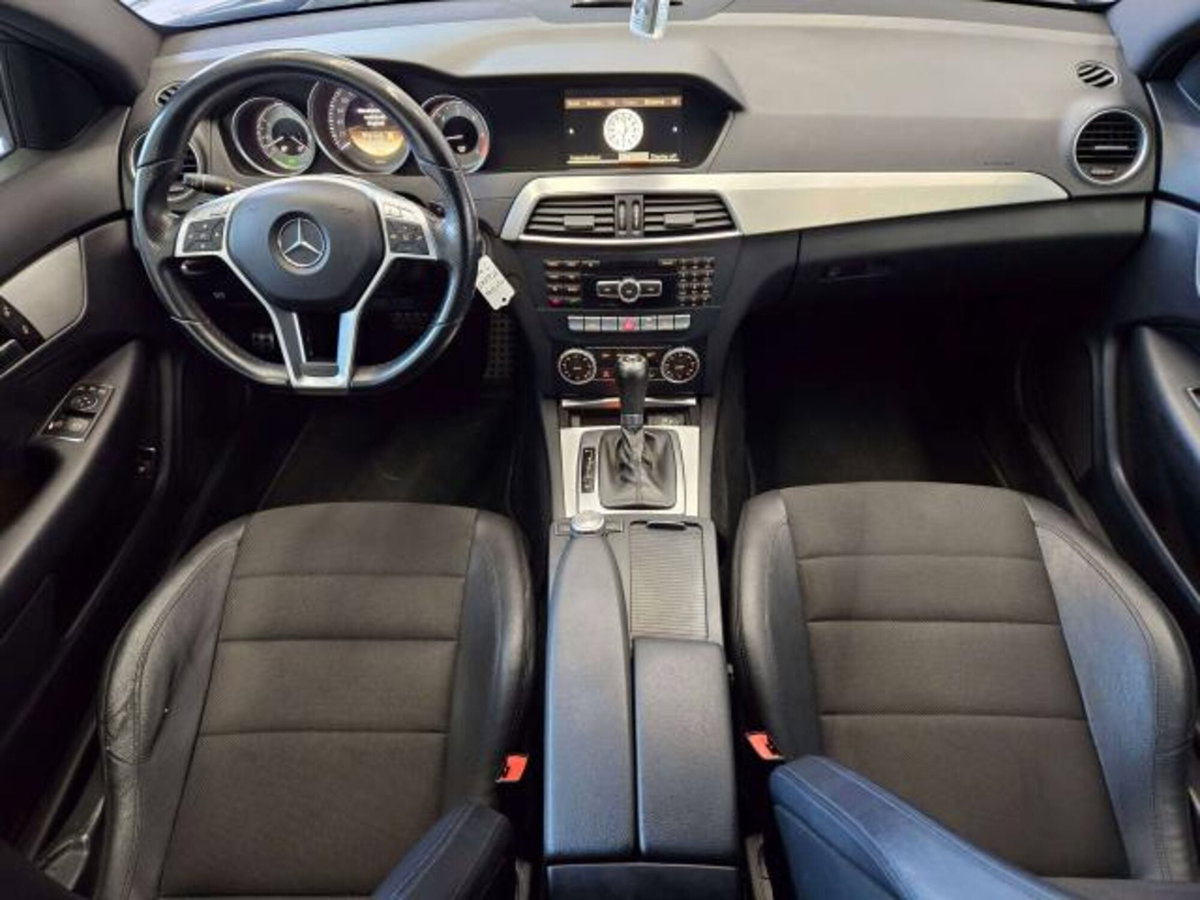Mercedes-Benz Classe C Coupé 250 CDI Coupé Executive (8)