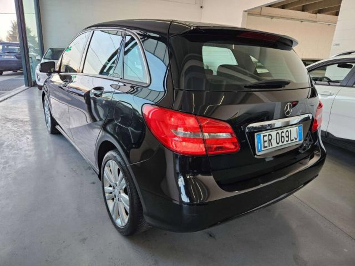 Mercedes-Benz Classe B 180 CDI BlueEFFICIENCY Executive (4)