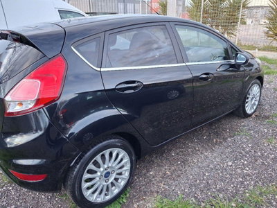 Ford Fiesta 900 (10)