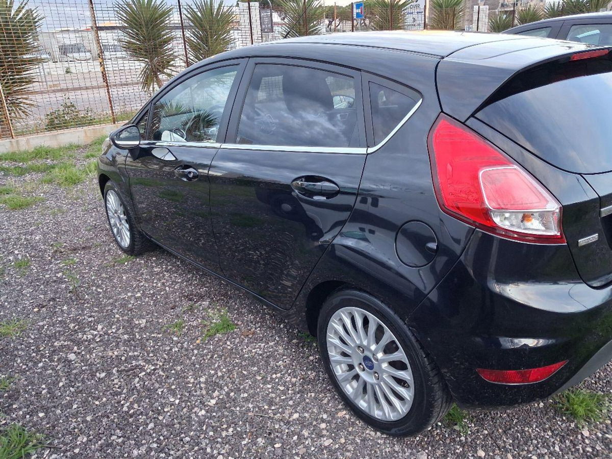 Ford Fiesta 900 (9)