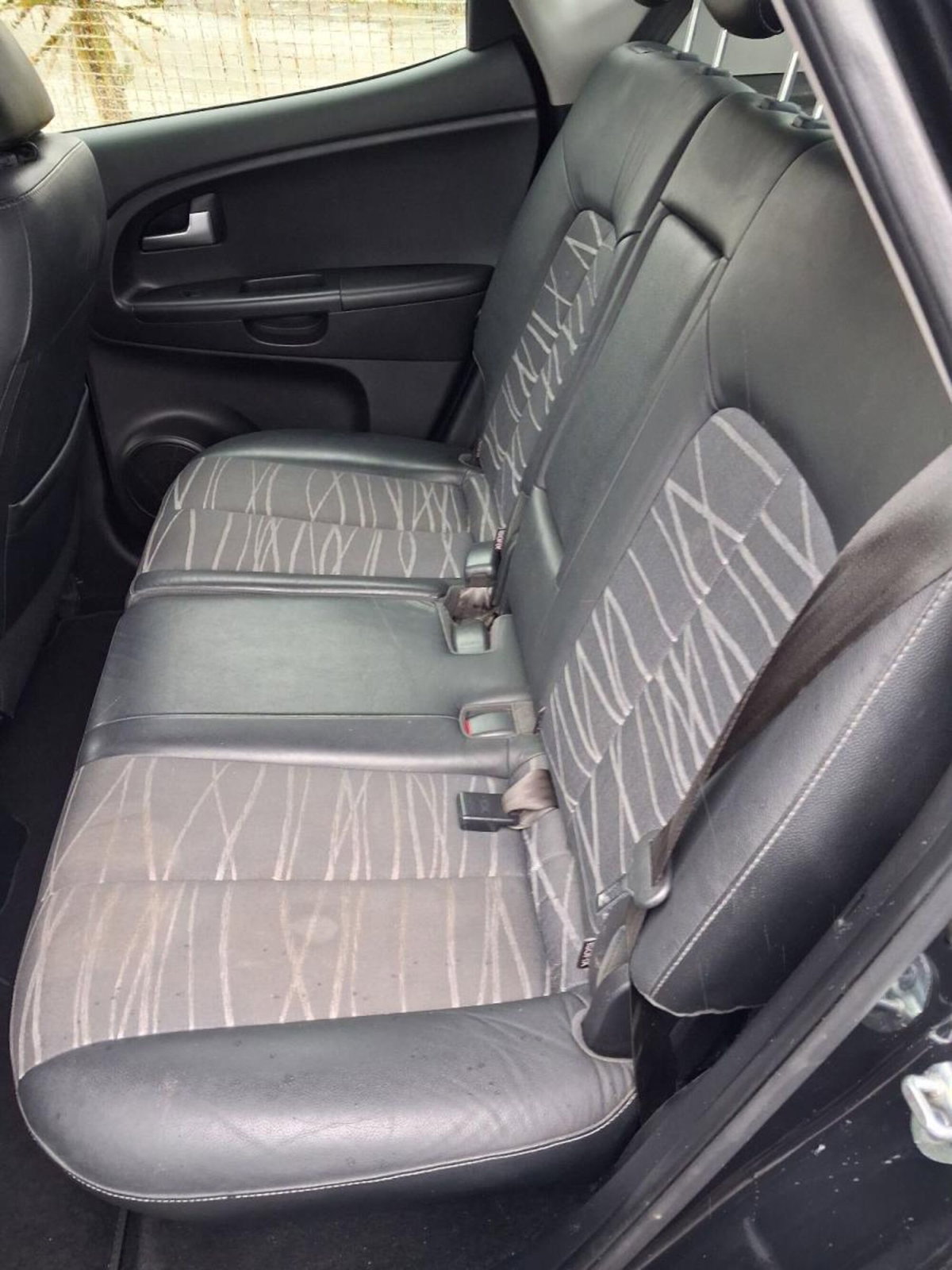 Kia Venga 1.6 CRDi VGT TX (13)