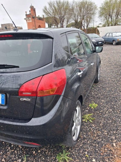 Kia Venga 1.6 CRDi VGT TX (5)