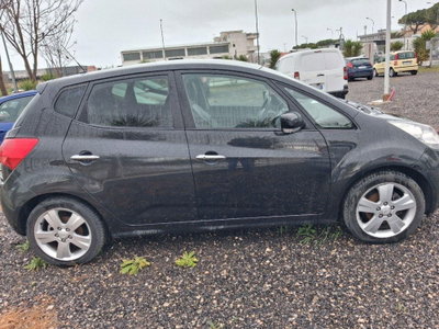 Kia Venga 1.6 CRDi VGT TX (6)