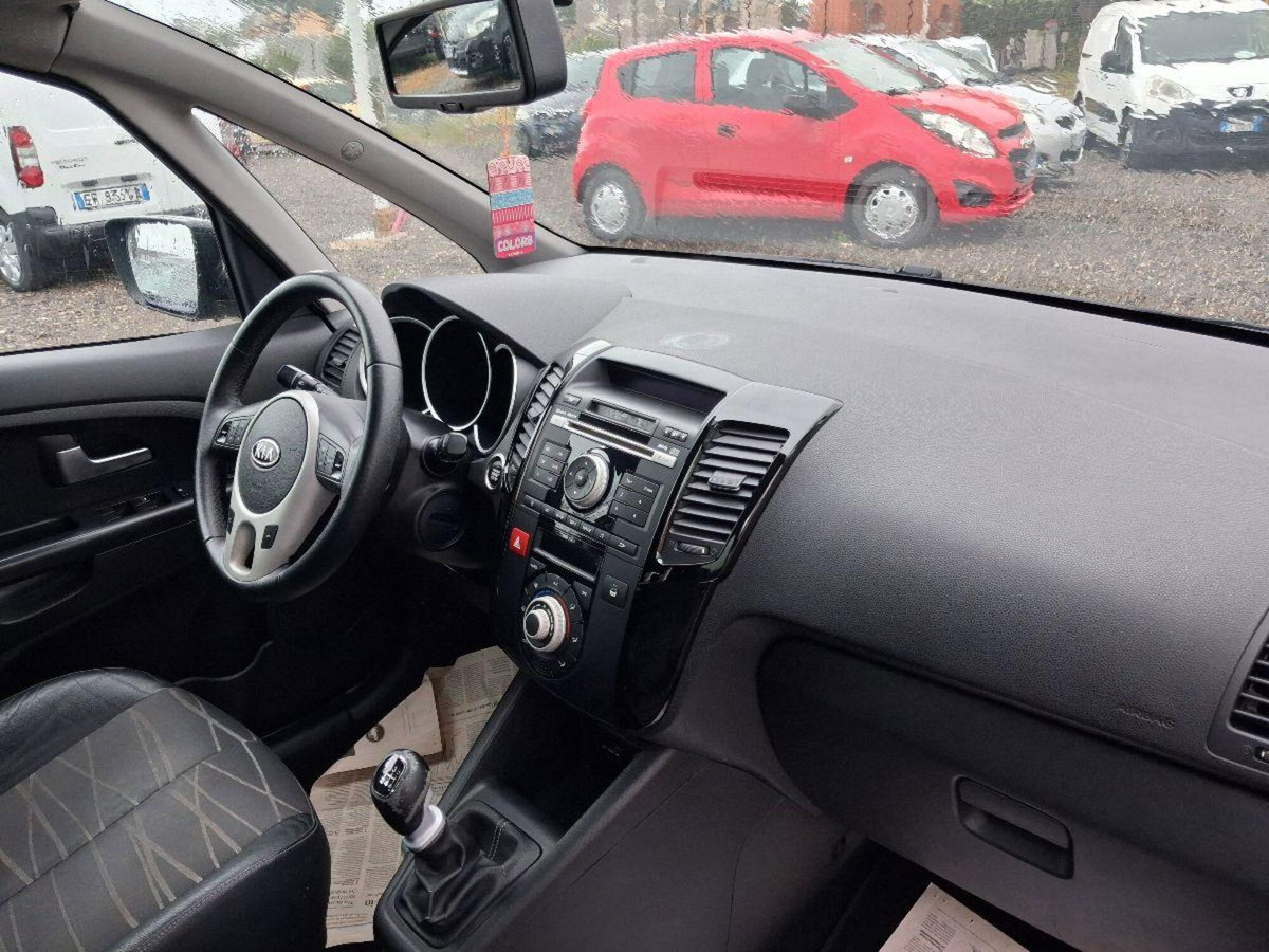 Kia Venga 1.6 CRDi VGT TX (9)