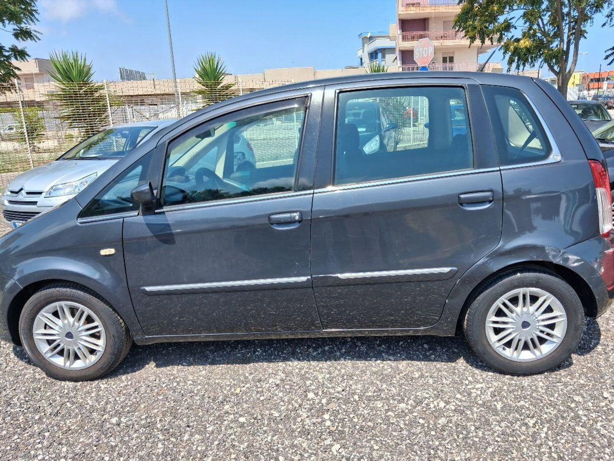 Lancia Musa 1.3 Multijet 16V 90 CV Platino (14)