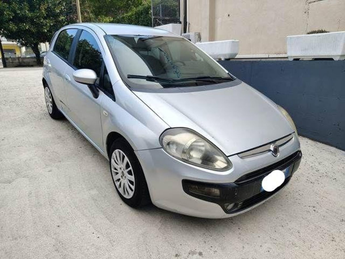 Fiat Punto Evo 1.3 Mjt 75 CV 5 porte Fun (12)