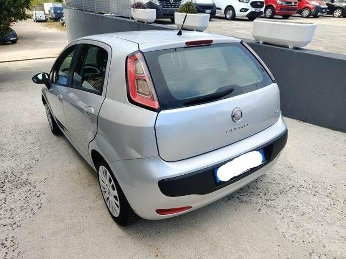 Fiat Punto Evo 1.3 Mjt 75 CV 5 porte Fun (13)