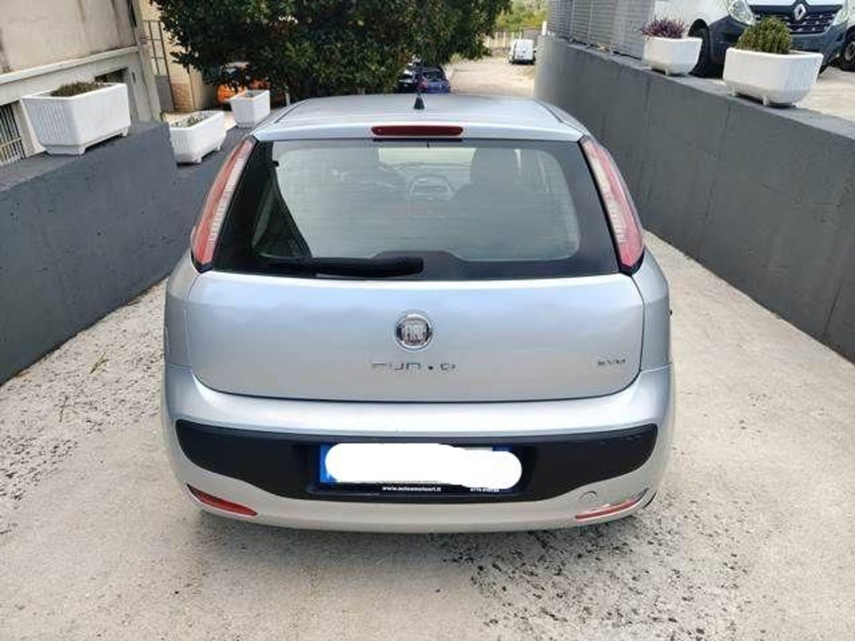 Fiat Punto Evo 1.3 Mjt 75 CV 5 porte Fun (14)