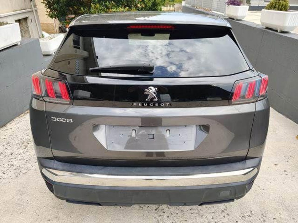 Peugeot 3008 BlueHDi 130 S&S EAT8 Allure Pack (19)