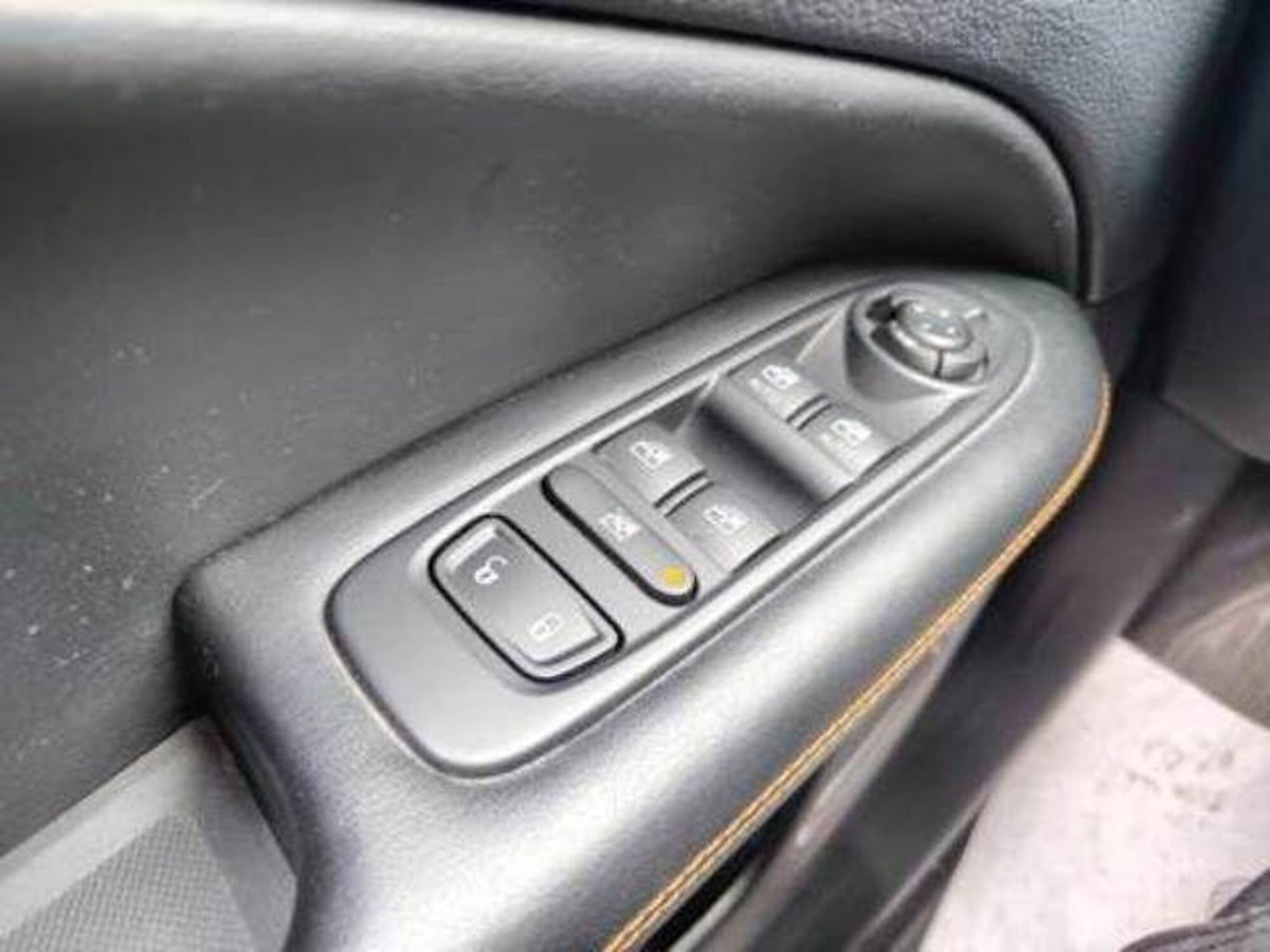 Jeep Compass 2.0 Multijet II aut. 4WD Opening Edition (12)