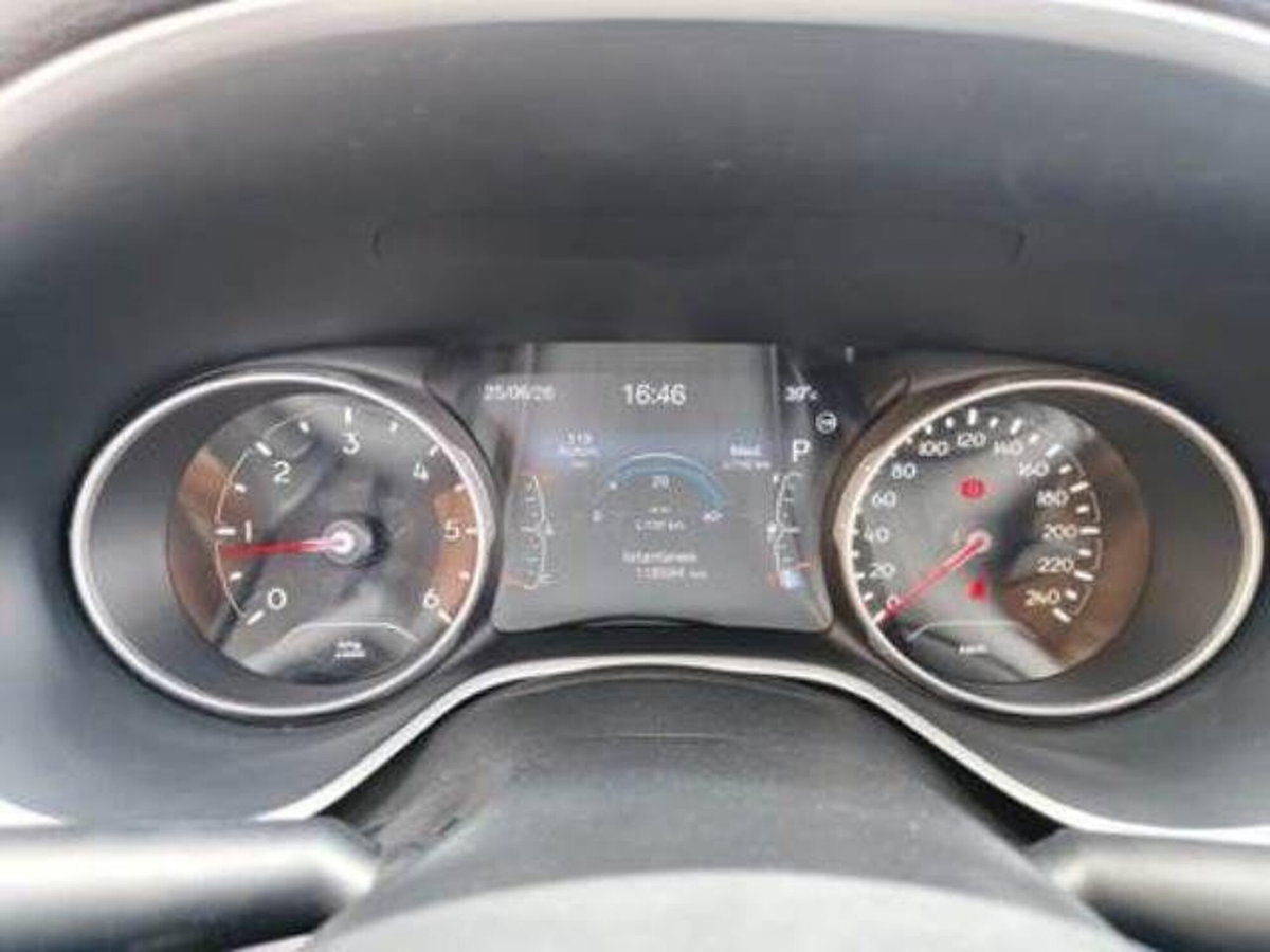 Jeep Compass 2.0 Multijet II aut. 4WD Opening Edition (13)