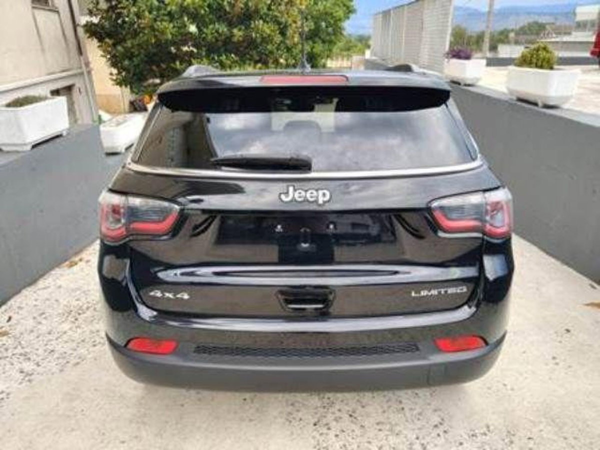 Jeep Compass 2.0 Multijet II aut. 4WD Opening Edition (19)