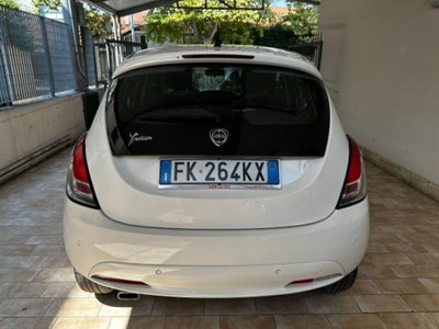 Lancia Ypsilon 1.2 69 CV 5 porte Silver (4)