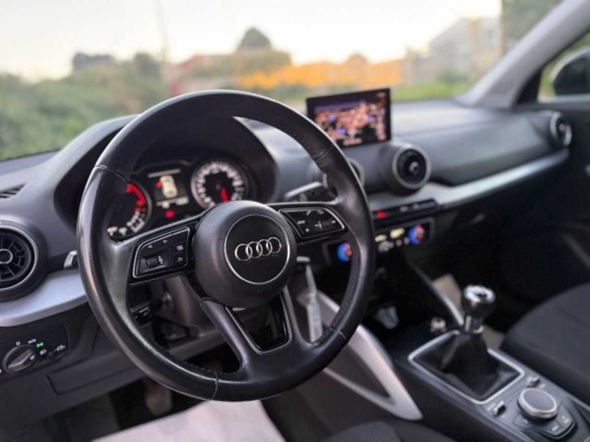 Audi Q2 Q2 30 TDI Identity Black (16)