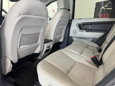 Land Rover Discovery Sport 2.0 TD4 150 CV Deep Blue Edition (16)