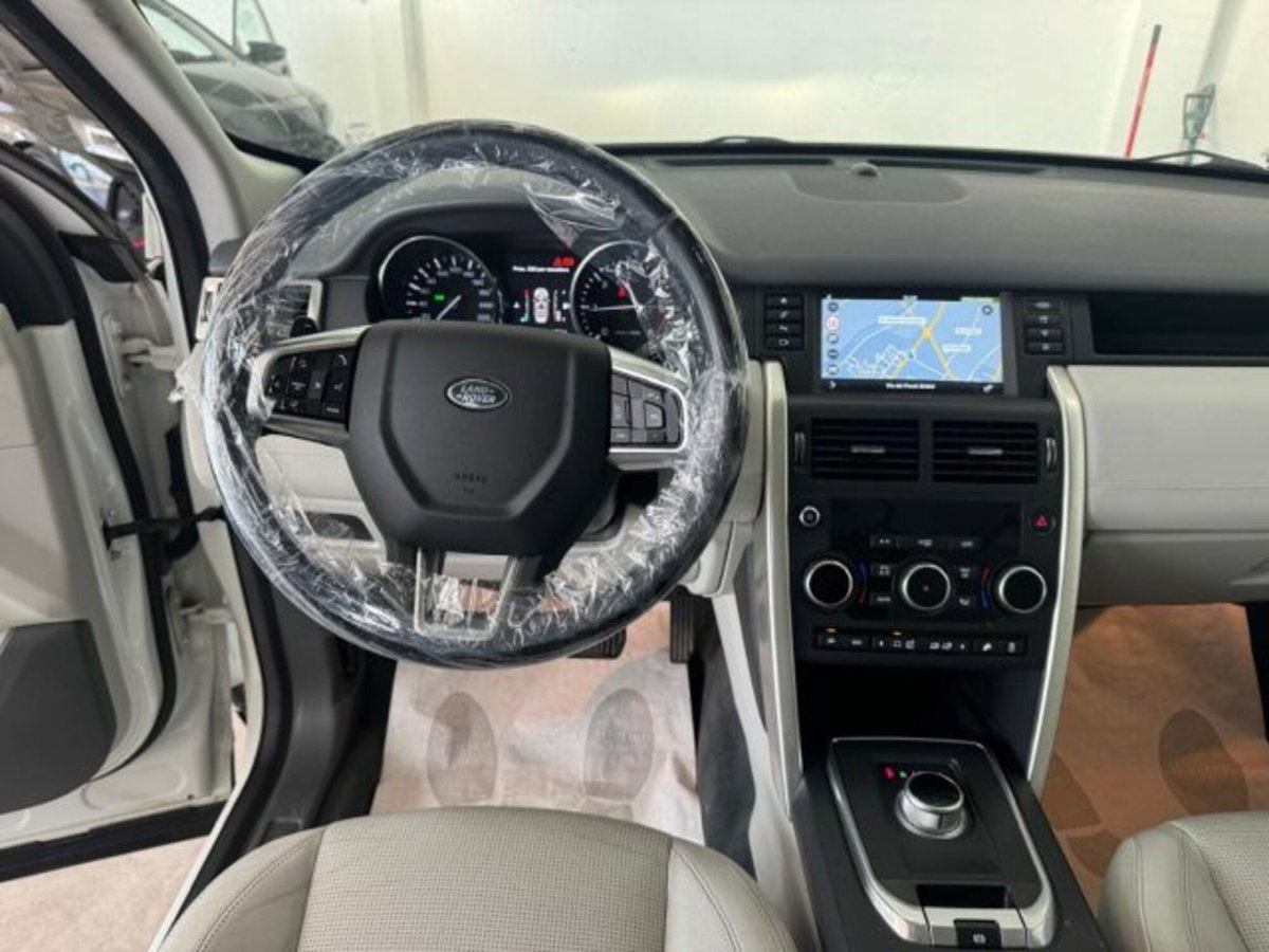 Land Rover Discovery Sport 2.0 TD4 150 CV Deep Blue Edition (18)