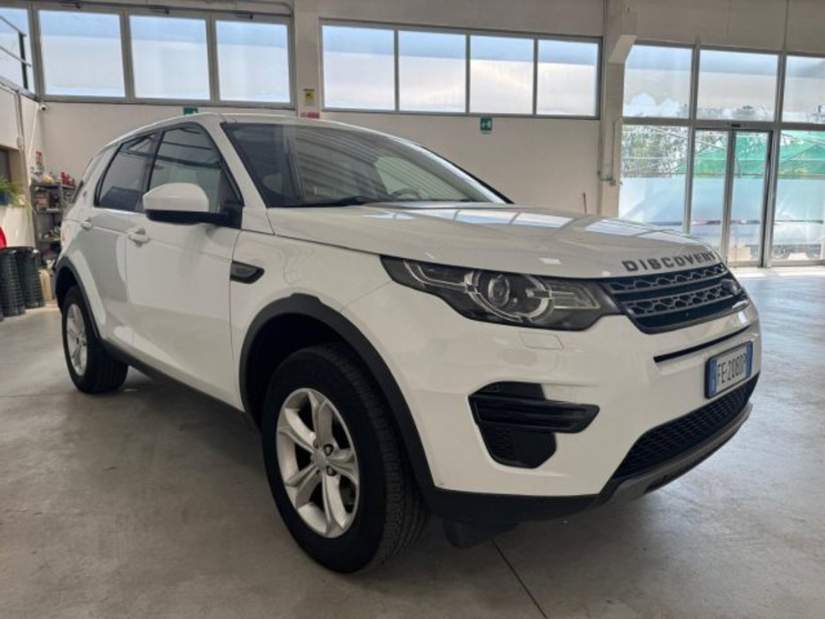 Land Rover Discovery Sport 2.0 TD4 150 CV Deep Blue Edition (2)