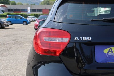 Mercedes-Benz Classe A 180 CDI Dark Night Edition (10)