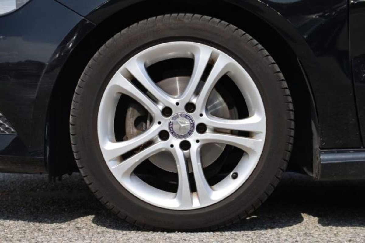 Mercedes-Benz Classe A 180 CDI Dark Night Edition (6)