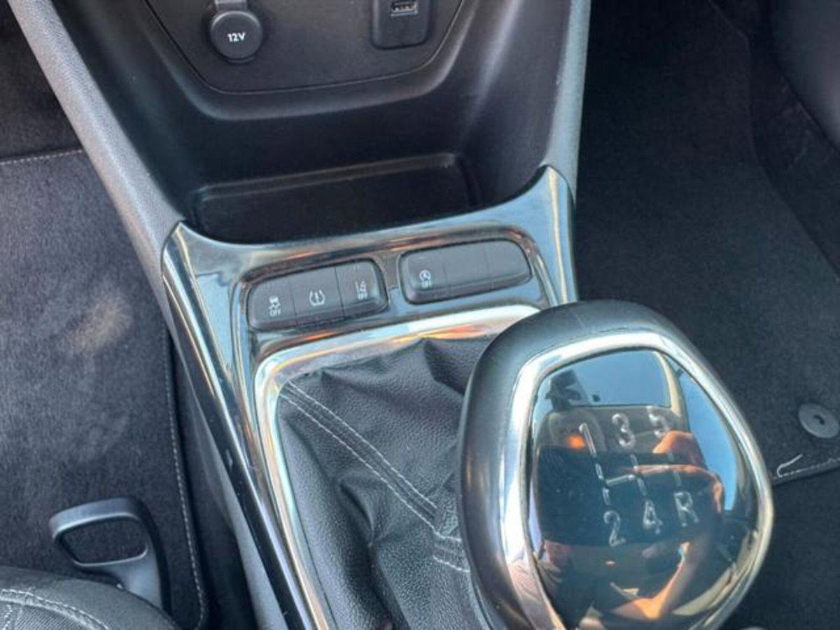 Opel Crossland X 1.6 ECOTEC D 8V Start&Stop Ultimate (14)