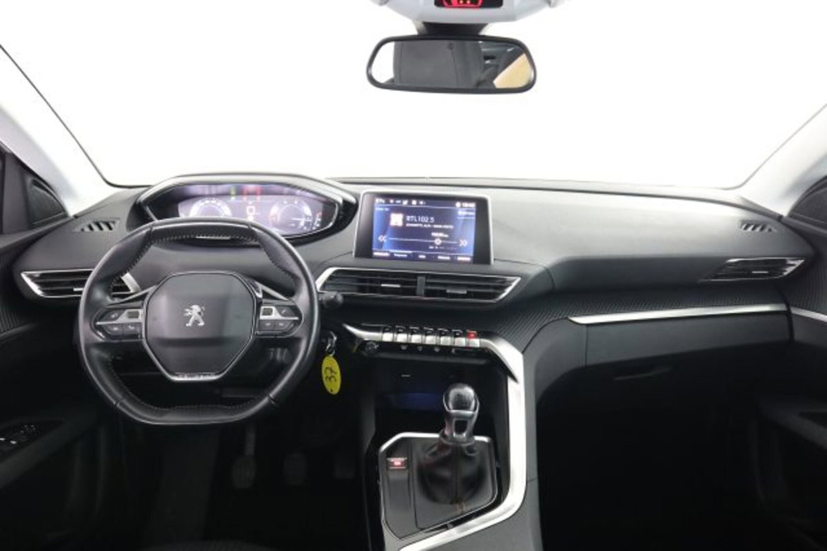 Peugeot 3008 BlueHDi 130 S&S Active (4)