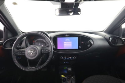 Toyota Aygo X 1.0 Lounge Air 72cv s-cvt (4)