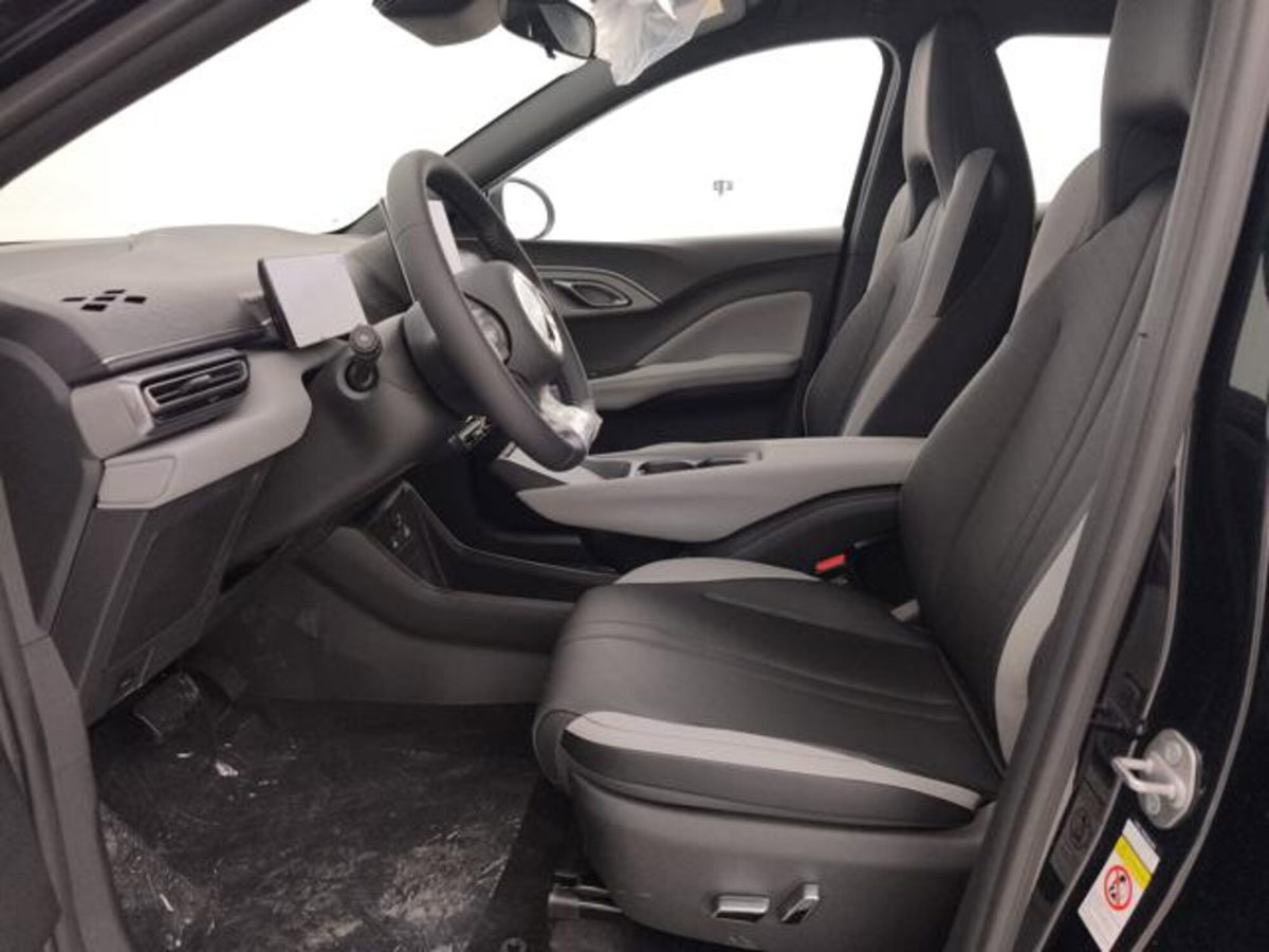 Byd Dolphin Surf 43,2 kWh Boost (11)