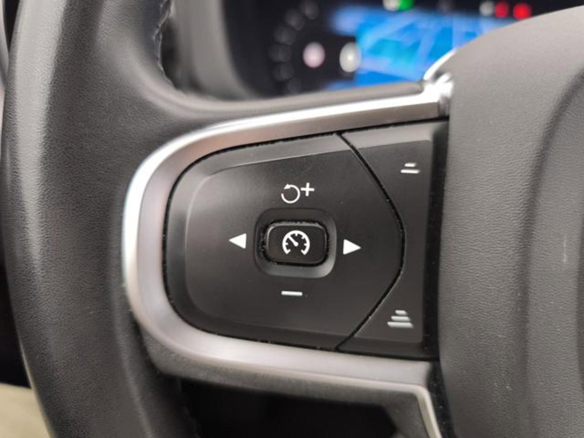 Volvo XC60 2.0 b4 Core auto (14)