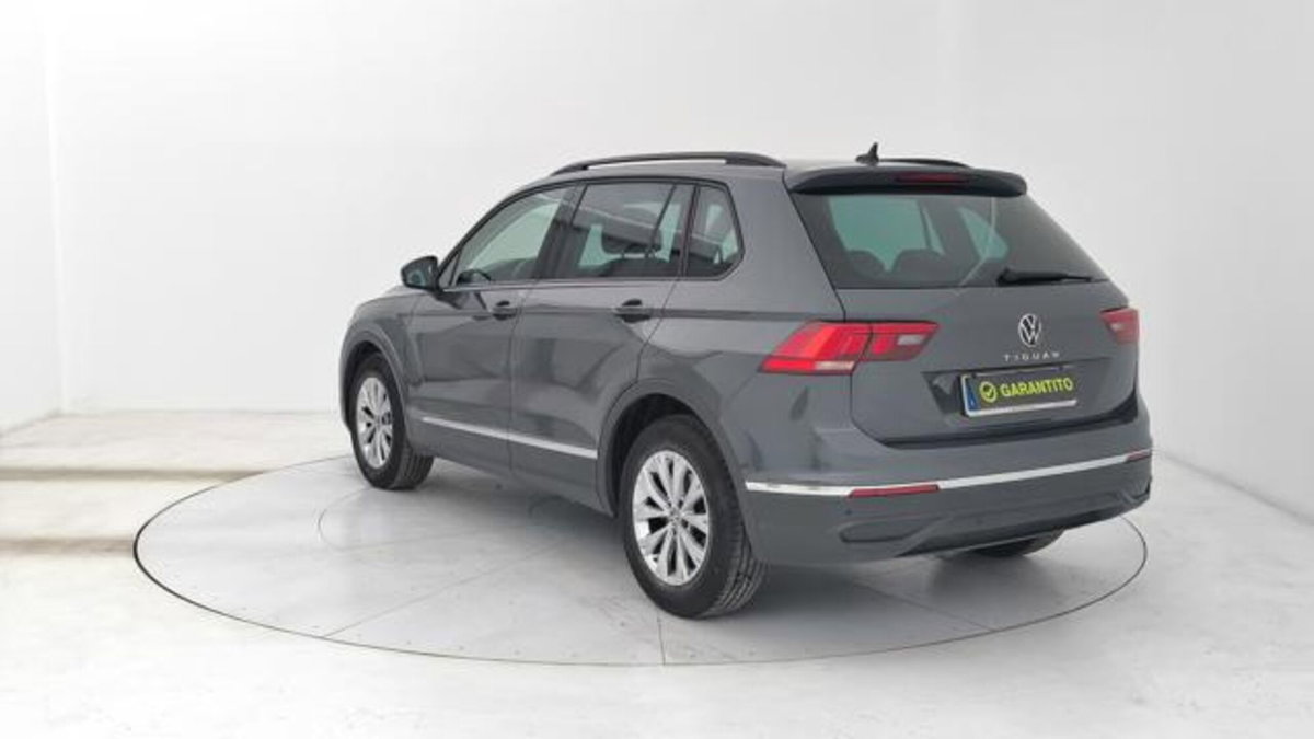Volkswagen Tiguan 2.0 tdi Life 150cv dsg (3)