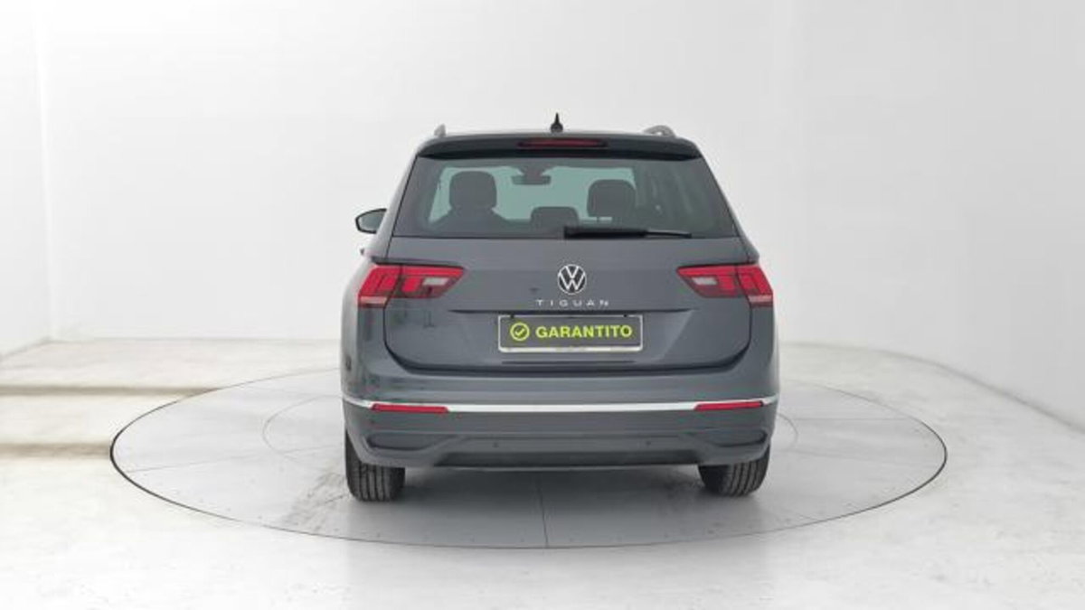 Volkswagen Tiguan 2.0 tdi Life 150cv dsg (4)