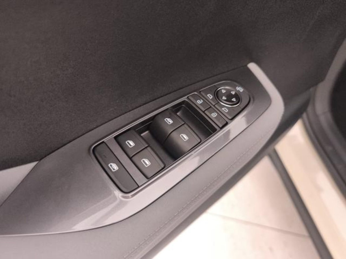 Byd Dolphin Surf 43,2 kWh Boost (19)