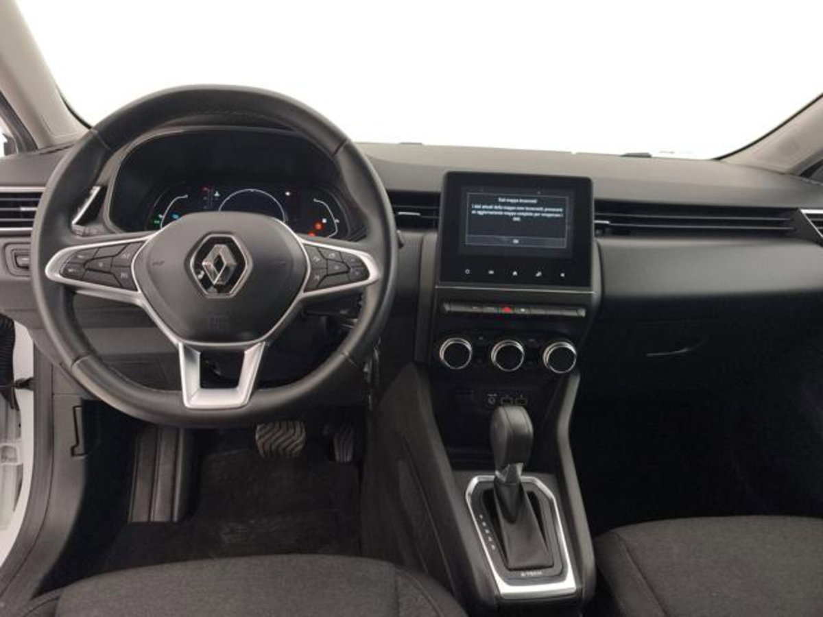 Renault Clio Full Hybrid E-Tech 140 CV 5 porte Business (12)